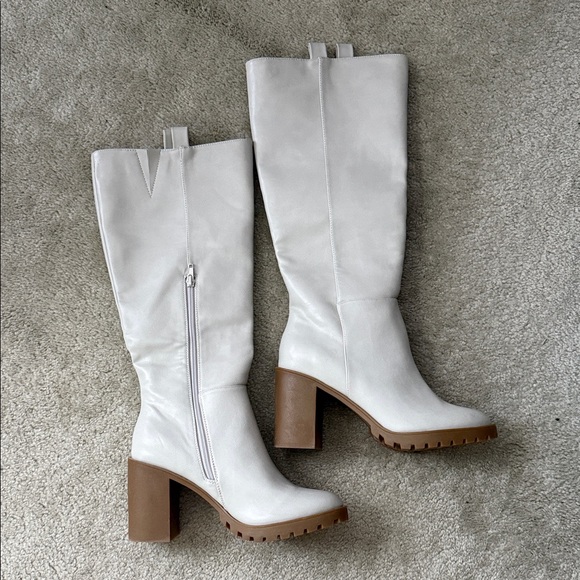 Altar'd State Shoes - Altar’d state size 9 chunky heel knee high boot, new